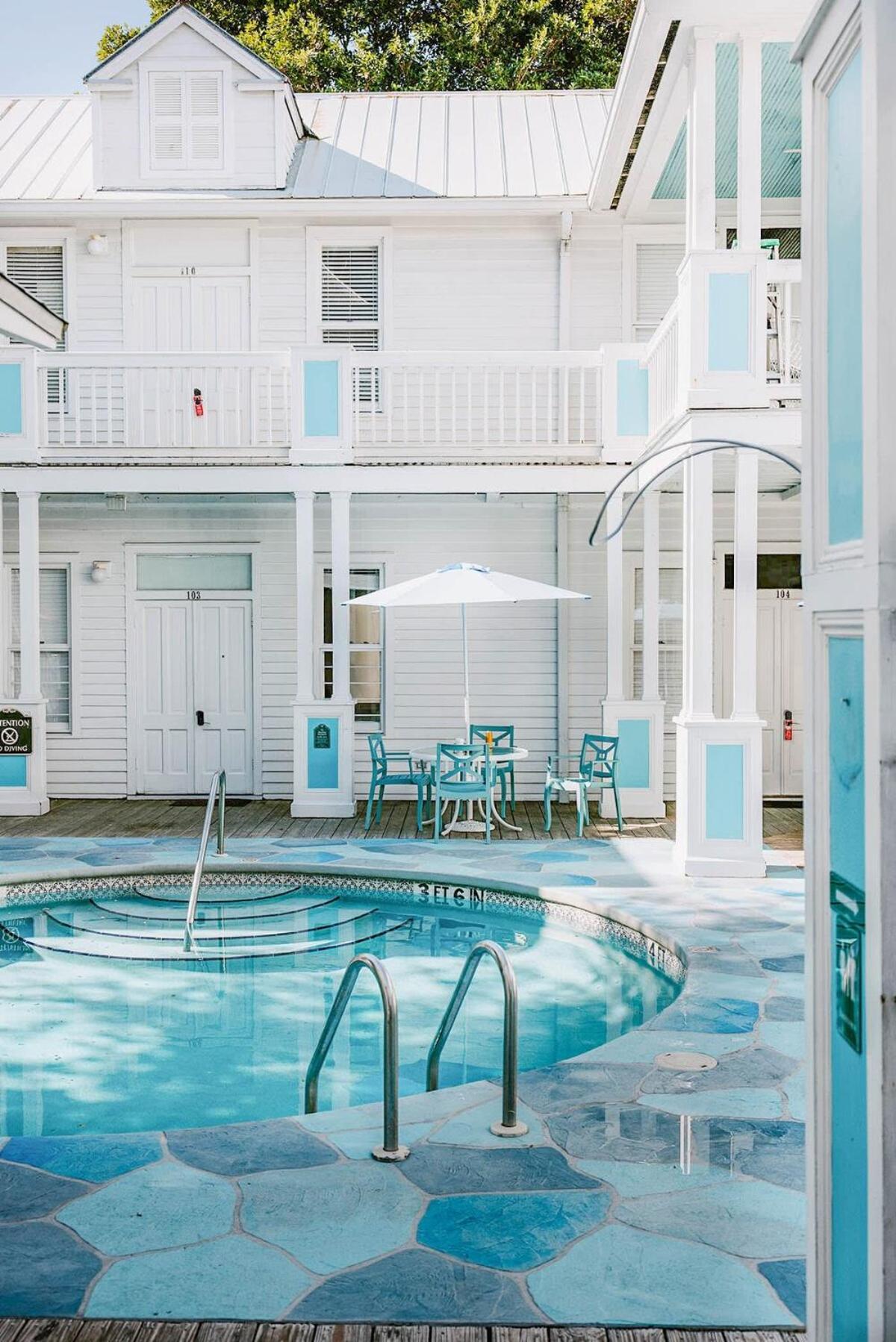Hotel Deluxe King - Curry Mansion With Pool! Cayo Hueso Exterior foto