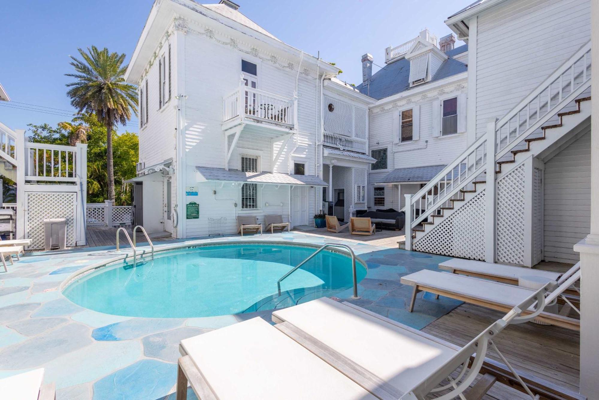 Hotel Deluxe King - Curry Mansion With Pool! Cayo Hueso Exterior foto